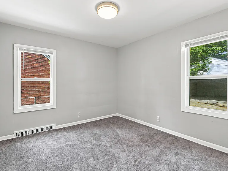 11635 Riad St — Photo 26