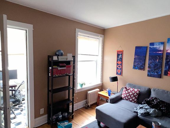 4th image of 4846 N Claremont Ave Unit 1