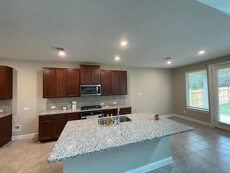 2216 Gadwall Ct — Photo 6