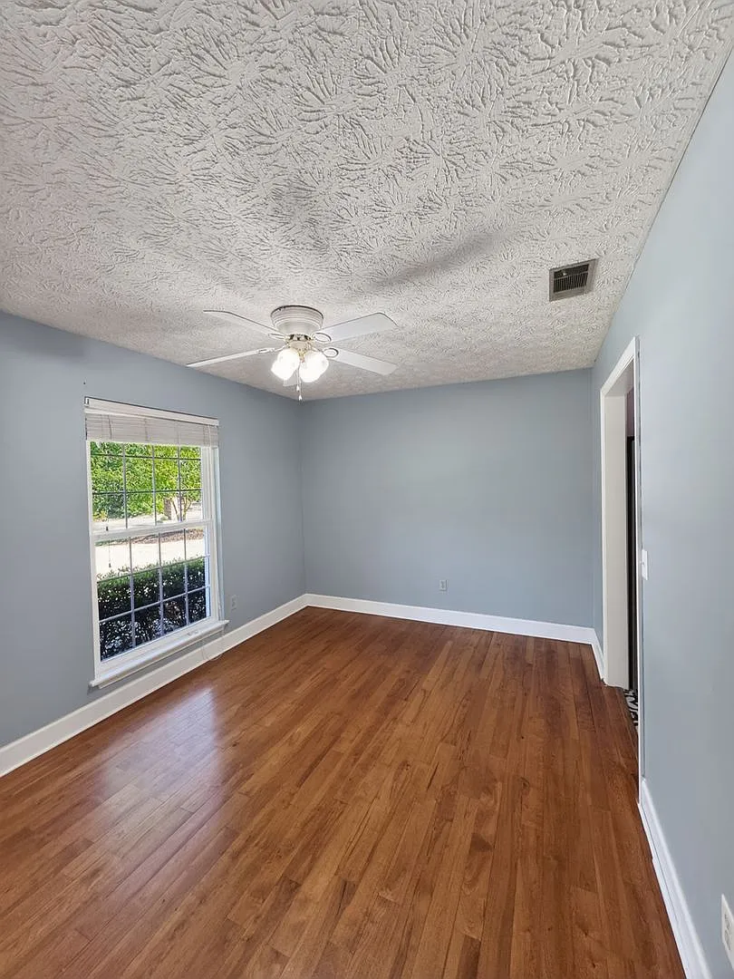 454 Floyd Circle, Hinesville, GA 31313 — Photo 4