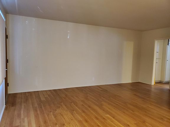5th image of 511 N Central Ave APT 9