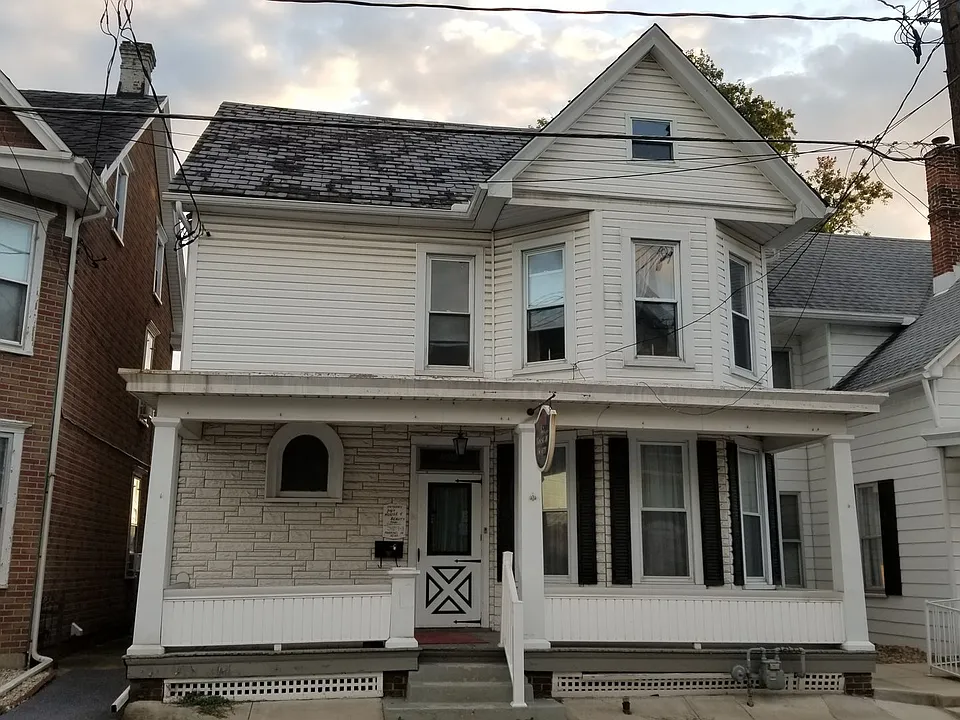 120 W 2nd St