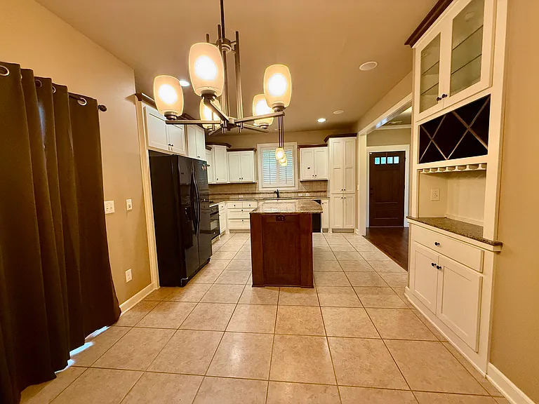 2590 E Carnation Ct — Photo 14
