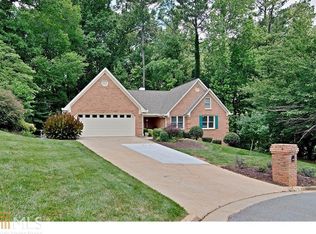 1175 Saint Ives Ct, Suwanee, GA 30024