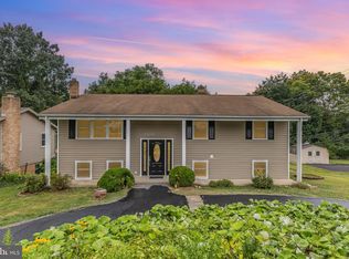 806 S Humer St, Enola, PA 17025