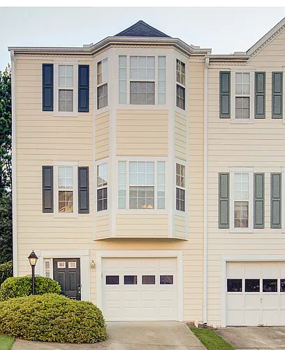 2089 Pinnacle Pointe Dr Photo 1