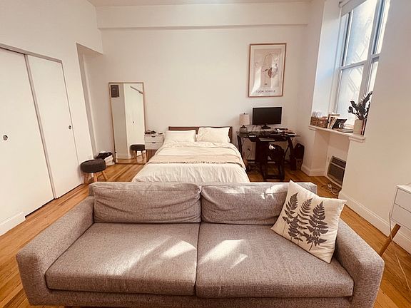 5th image of 160 W 16th St APT 2G