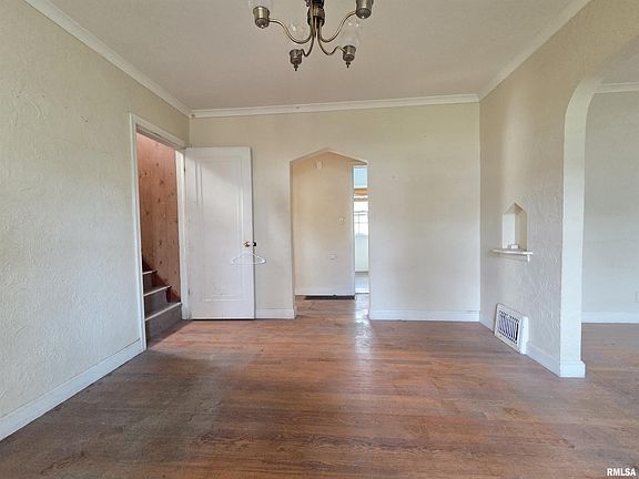 4th image of 1406 W Margaret Ave