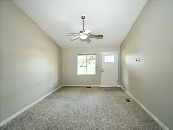 3rd image of 107 NW 22nd Ct