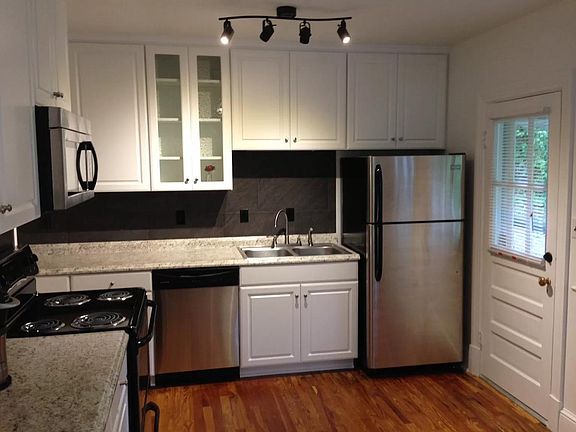 4th image of 717 Hamilton St
