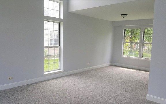 3rd image of 387 Wildberry Ln
