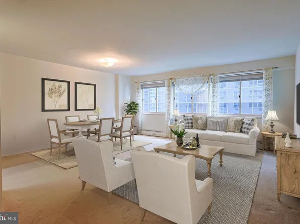 1900 John F Kennedy Blvd APT 820, Philadelphia, PA 19103