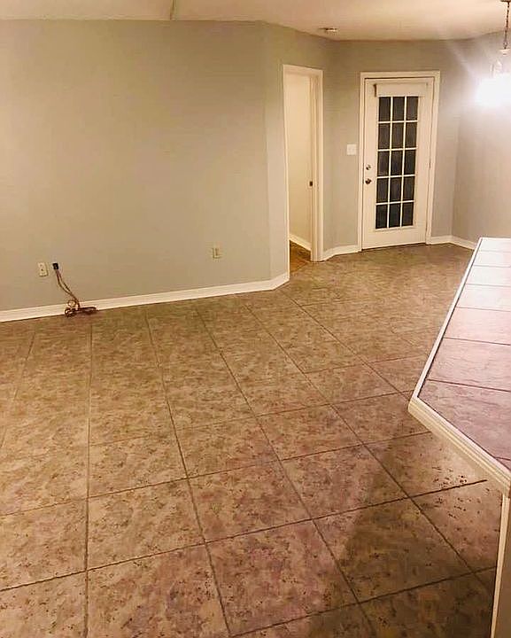 2nd image of 522 Harbor Ridge Dr