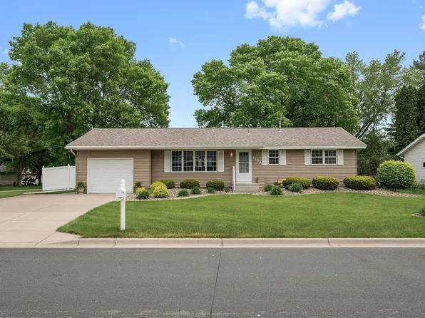 1903 Edgewood Ln, Hastings, MN 55033