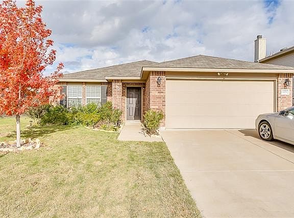 3rd image of 1376 Hillside Dr