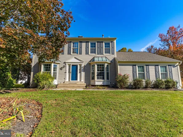 14100 Heatherstone Dr, Bowie, MD 20720