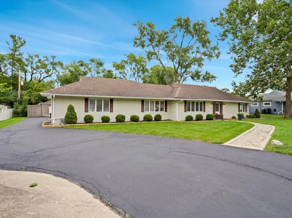 5613 Howard Ave, La Grange, IL 60525