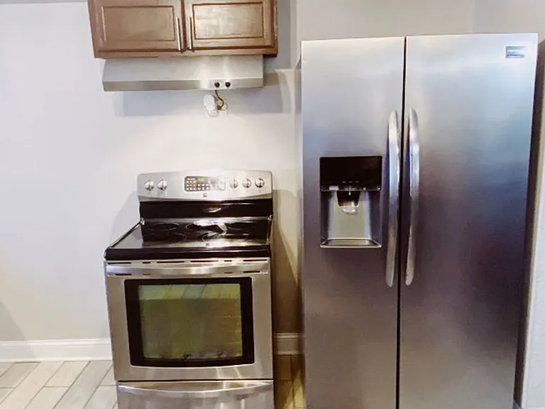 1251 E 279th St #2F — Photo 8