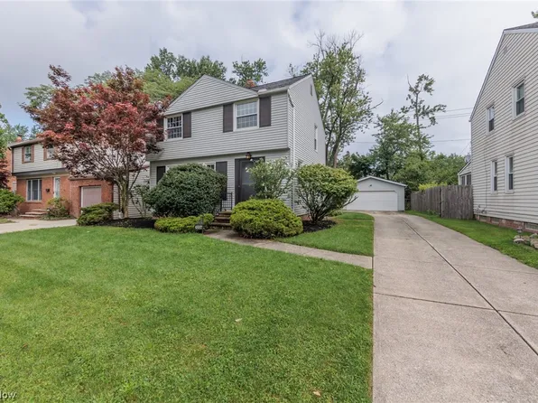 4887 Edsal Dr, Lyndhurst, OH 44124