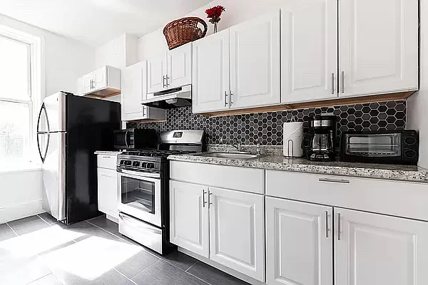 Rented by Compass | media 2