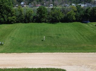 Cedar L3b2 St, Dexter, MN 55926