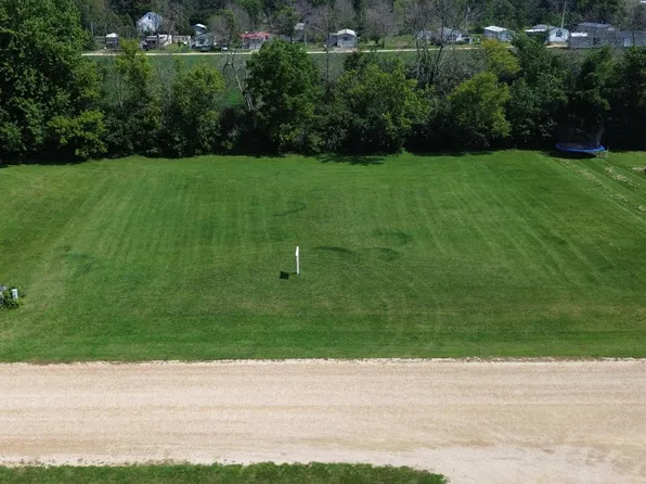 Cedar L3b2 St, Dexter, MN 55926