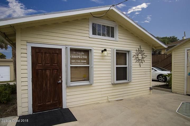 1st image of 2100 Waverly Pl #Bungalow