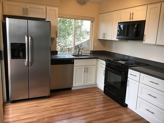 2nd image of 10717 158th Ct NE