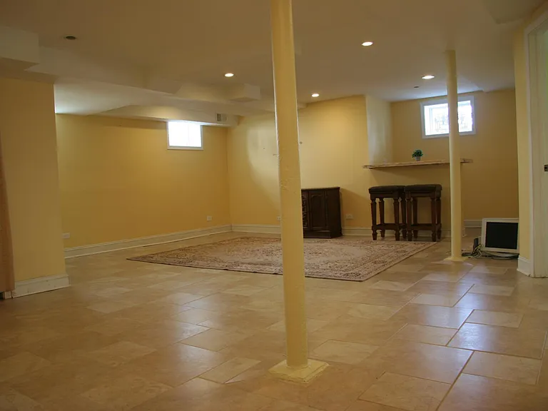 909 Mason Ln — Photo 24