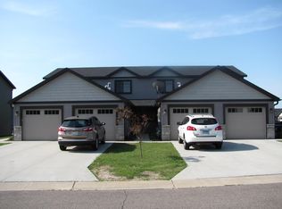 3299 Portage Cir NW, Rochester, MN 55901