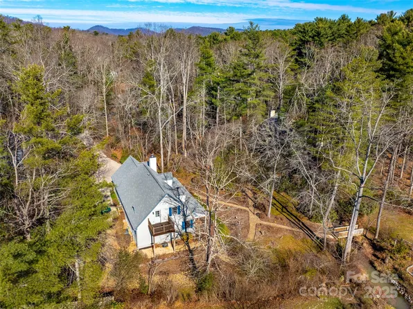 18 Tall Pines Trl, Arden, NC 28704