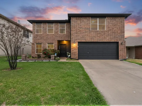 8133 Colbi Ln, Fort Worth, TX 76120