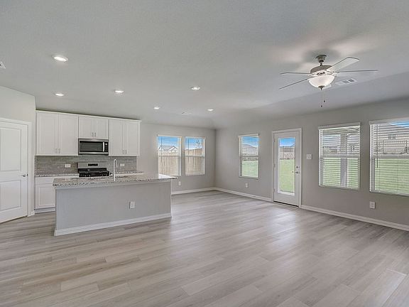 3rd image of 3707 Belfort Dr