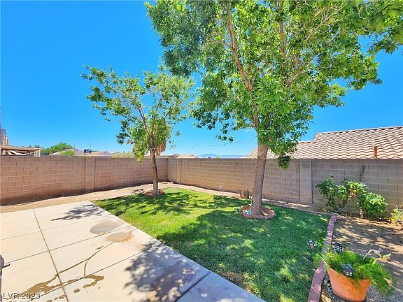 2nd image of 2941 Prestonwood St