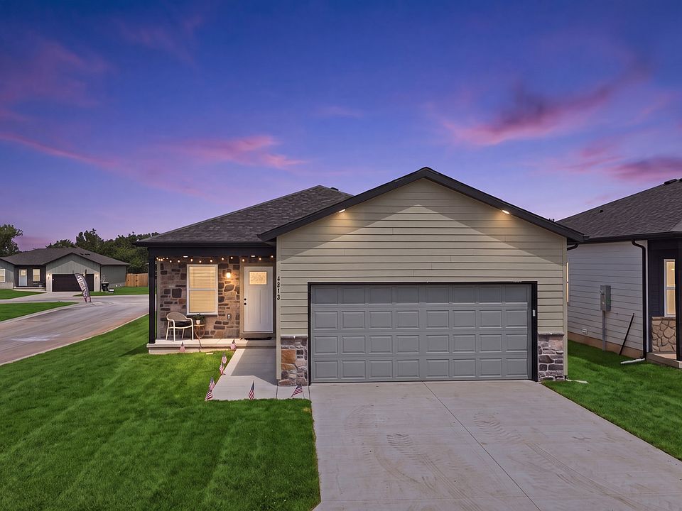1st image of 4856 W Ridge Ln