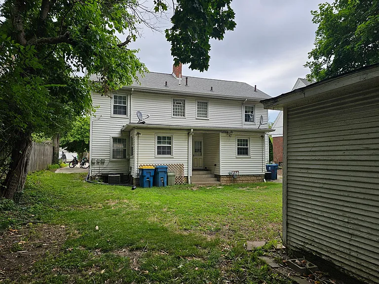 6052 N Park Ave — Photo 9