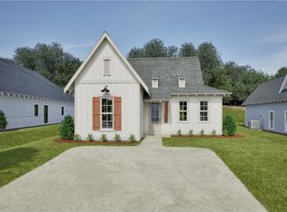 73 Summer St, Opelika, AL 36804
