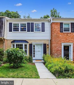 331 Center St N, Vienna, VA, 22180
