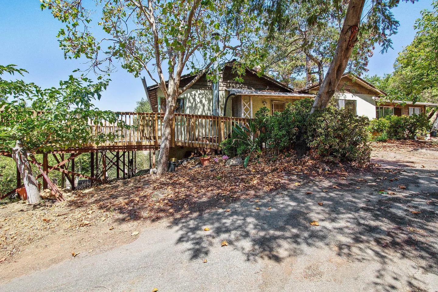 12330 Clayton Rd photo 1