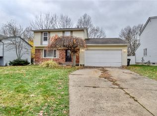 5814 Redwood Ct, Mentor On The Lake, OH 44060