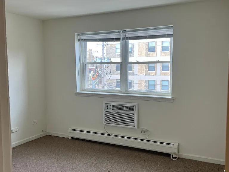 1240 W Jarvis Ave #305 — Photo 11