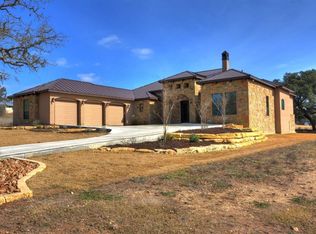 1097 Pinnacle Vw E, Kerrville, TX 78028