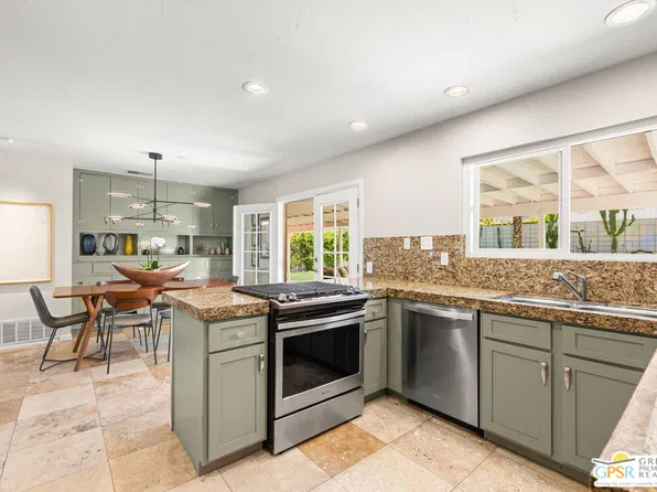 68297 Terrace Rd, Cathedral City, CA 92234