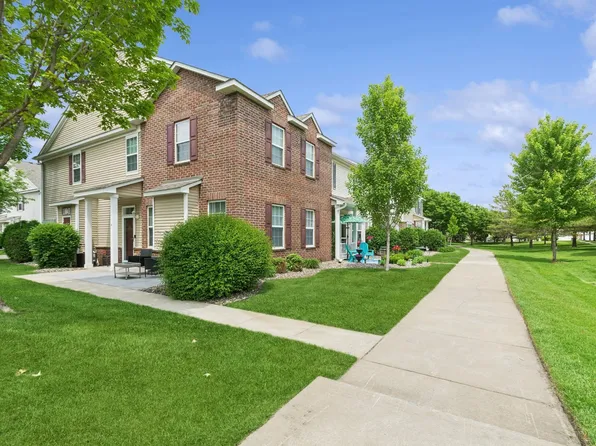 11041 Fergus St NE Unit A, Blaine, MN 55449