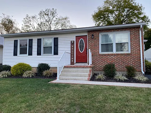 134 Park Blvd Photo 1