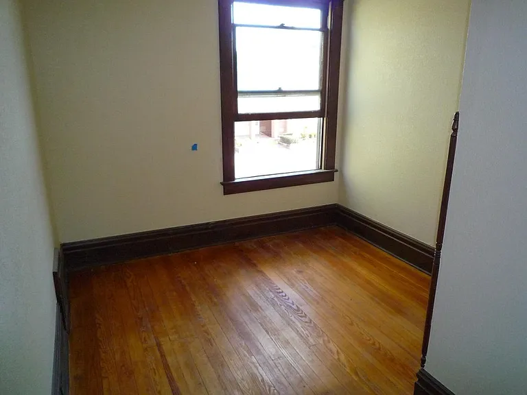 1519 E 22nd Ave — Photo 13