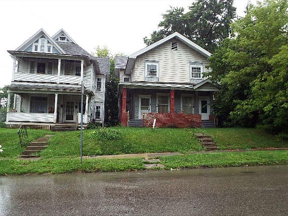 2nd image of 163 W 1st St