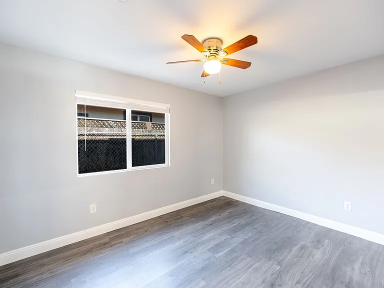 1181 Florida St — Photo 36