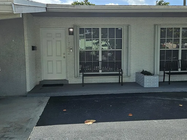1740 NE 56th St — Photo 3