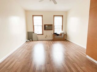 192 Kent St #3L, Brooklyn, NY 11222